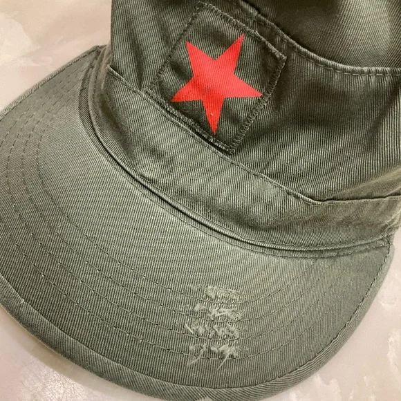 Vintage BDU Fatigue Combat Hat, Olive Drab w/ Red Star, Distressed, Size Large - Picture 4 of 9